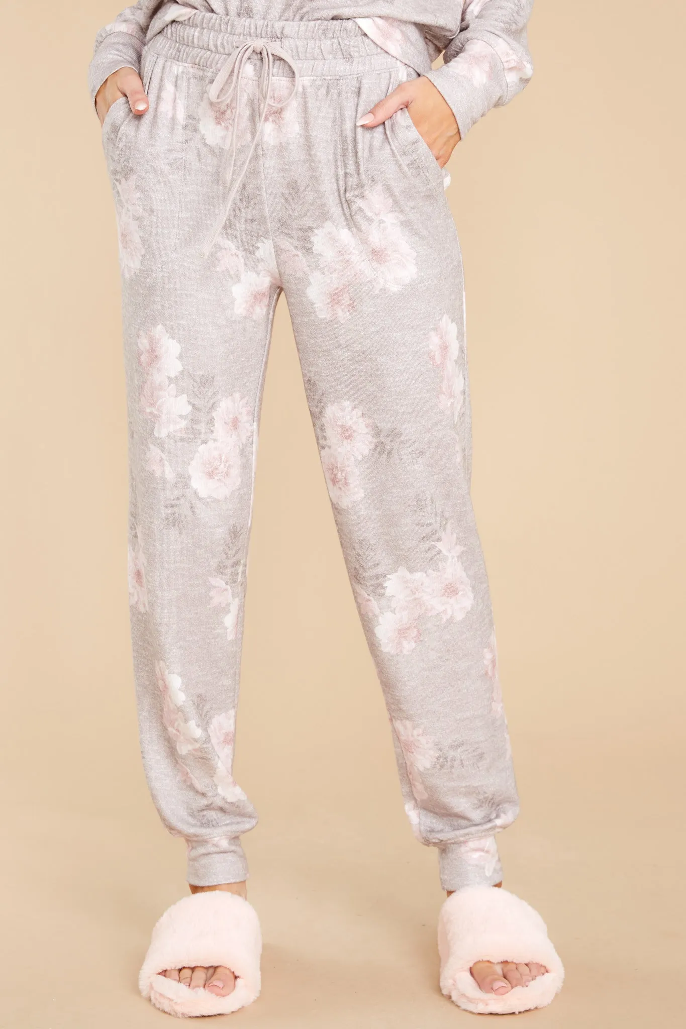 Comfy Taupe Ash Floral Jogger