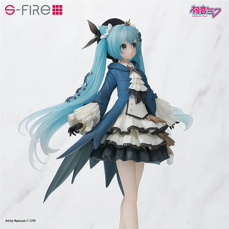 Miku Autumn Outing Complete Figure